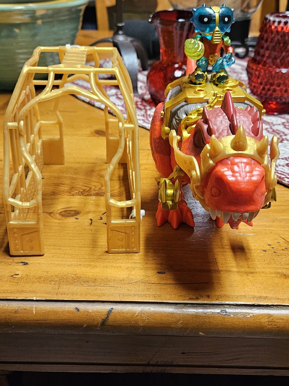 Treasure X Dino Gold Dino Dissection